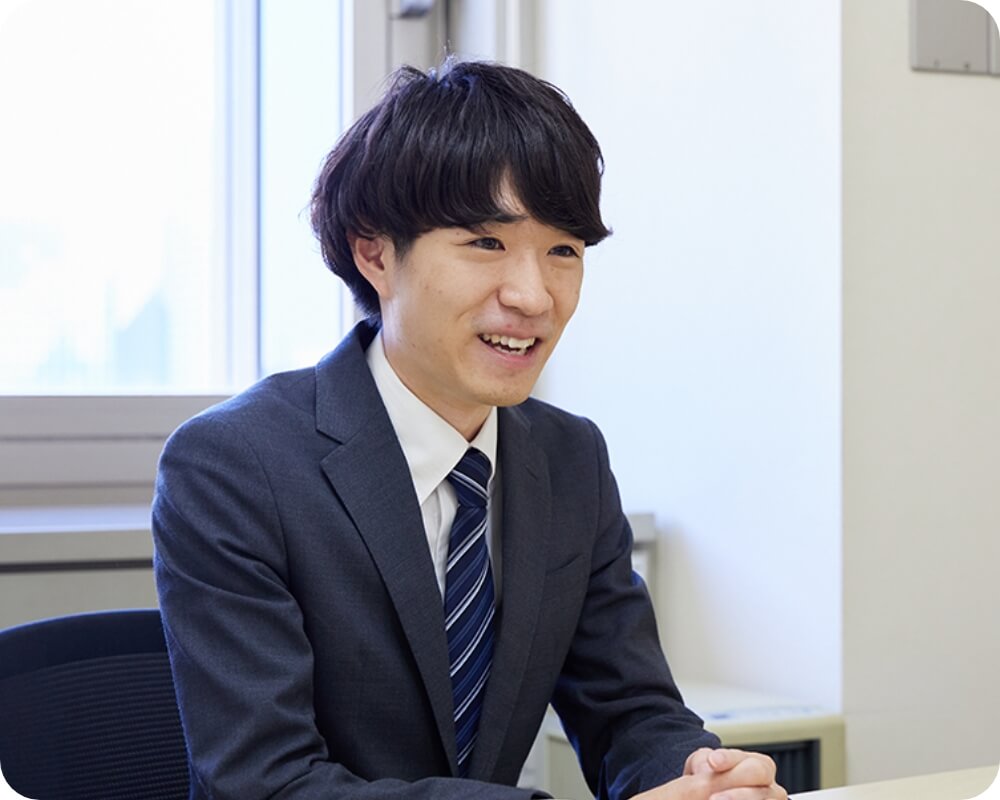 楽しそうにお話しする社員